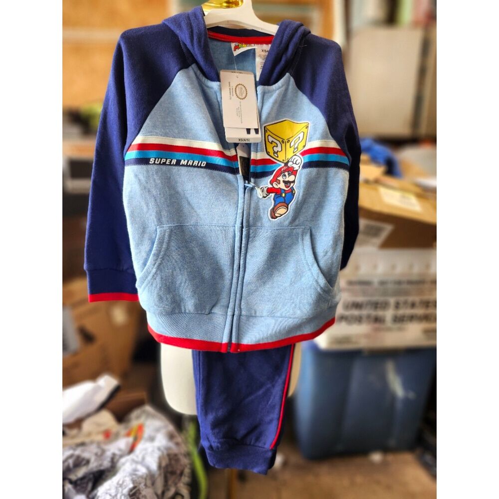 Brand New Super Mario Graphic Jogger Set Size XS 4/5 (NWT)